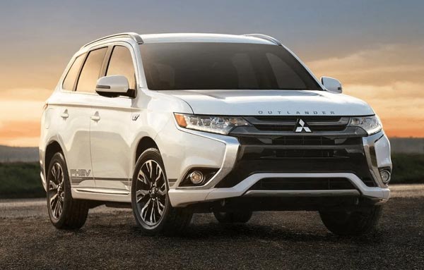 mitsubishi-outlander-phev-jakarta